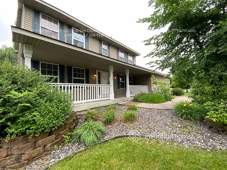 10322 Kali Ave NE — Photo 2