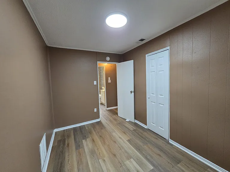 3263 Baskin St — Photo 9