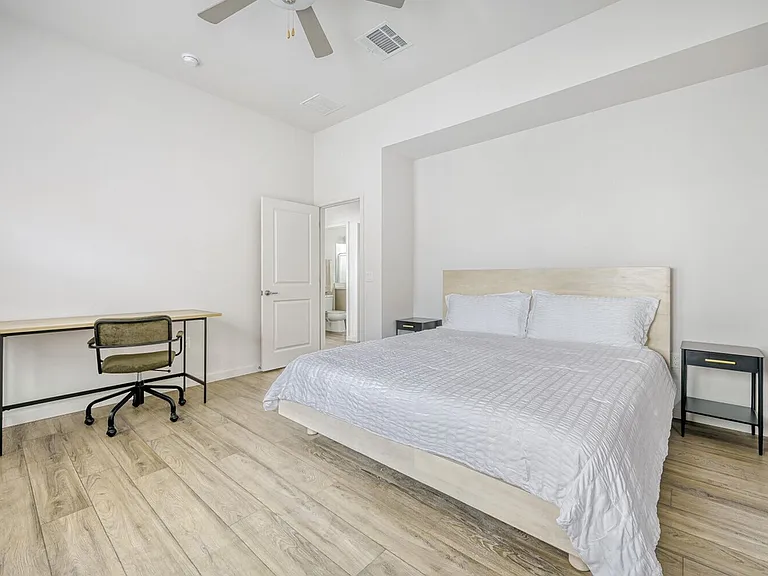 Brioso Furnished Bedroom