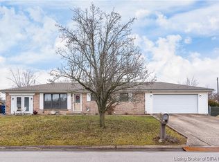 721 Nevada Dr, Sellersburg, IN 47172