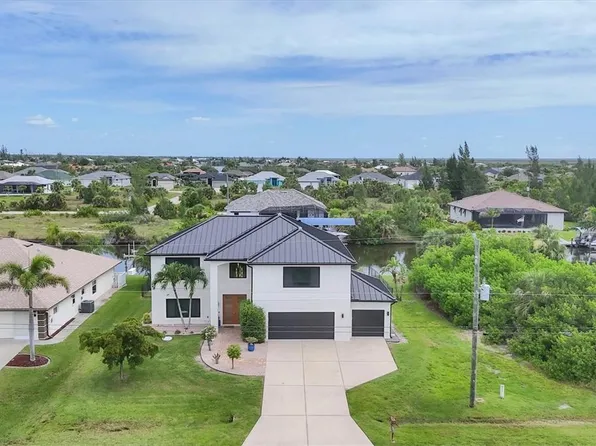 15530 Aqua Cir, Port Charlotte, FL 33981