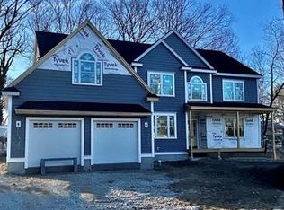 7 Sears St, Burlington, MA 01803