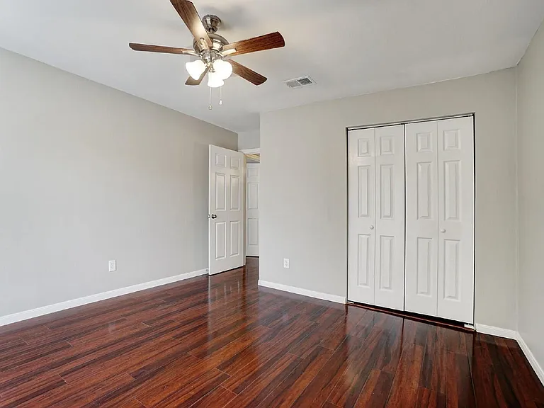 1833 Country Village Blvd — Photo 17
