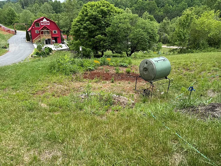 124 Happy Family Rd — Photo 32