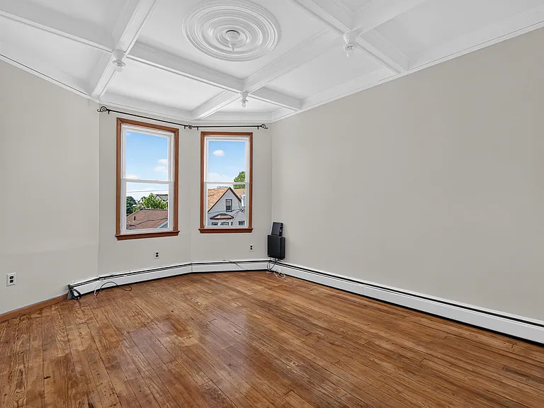 25 W 15th St #5 — Photo 8