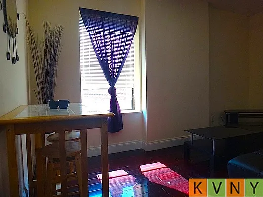 Rented by KVNY Soho | media 34