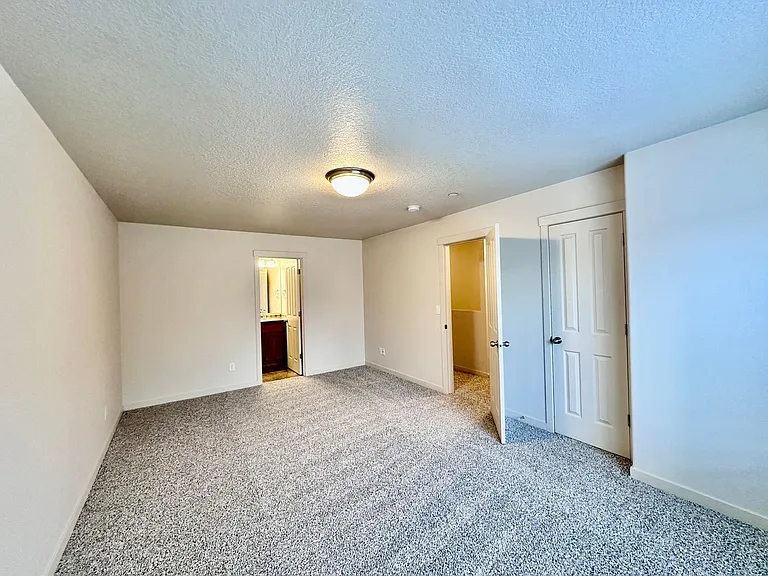 5215 NE 83rd Pl — Photo 14