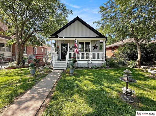 2223 E St, Lincoln, NE 68510