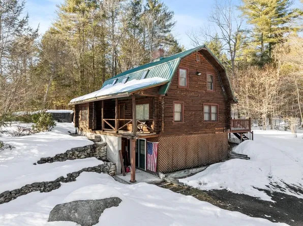 43 Greenville Rd, Townsend, MA 01474