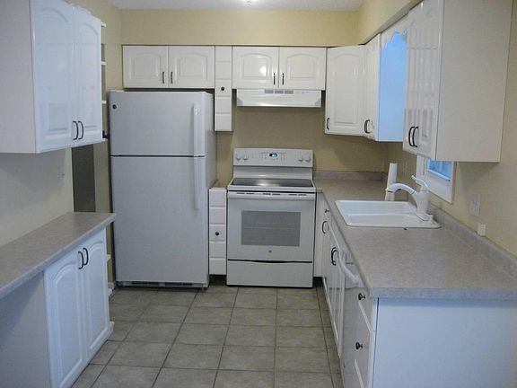 4th image of 334 Belle Aire Dr