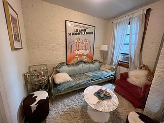 Rented by Best Apartments North Inc