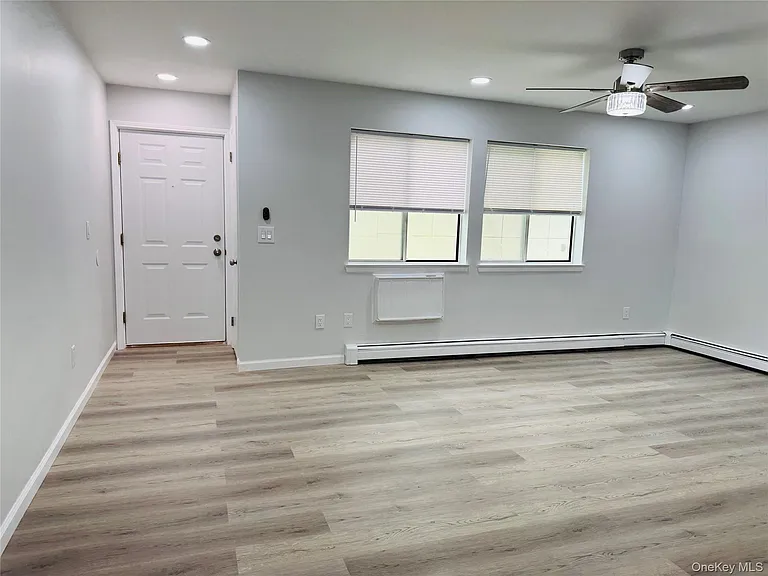 1 Ruth Ct — Photo 2