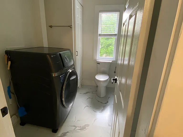 17 Linden Pl #2 — Photo 9