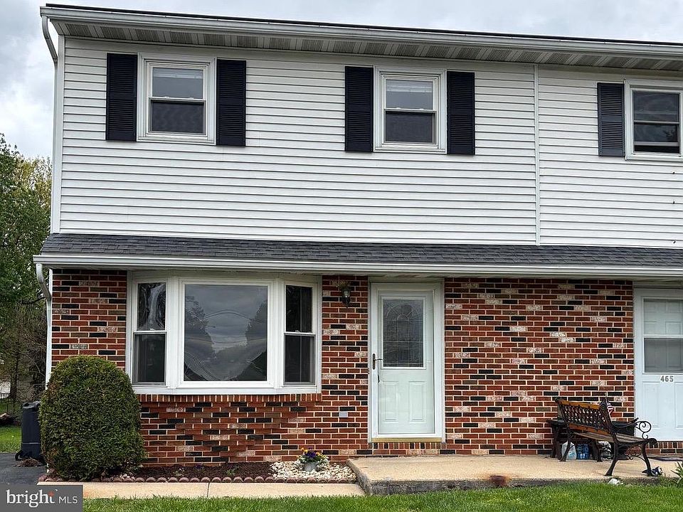 1st image of 467 S Plum St