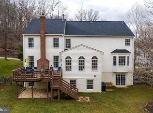 122 Lawson Rd SE, Leesburg, VA 20175