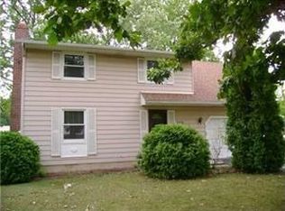 250 N 7th St, Lewiston, NY 14092