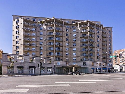 1st image of 4350 N Broadway Ave #704