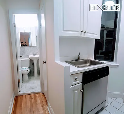 Rented by Citi Habitats | media 15