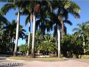 2 bed, 2.0 bath, 1042 sqft, $2,500 — Photo 4
