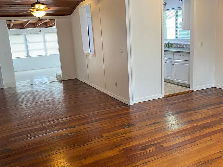 3235 Cedarbrook Dr — Photo 2