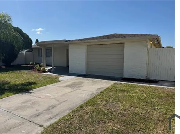 3548 Umber Rd, Holiday, FL 34691
