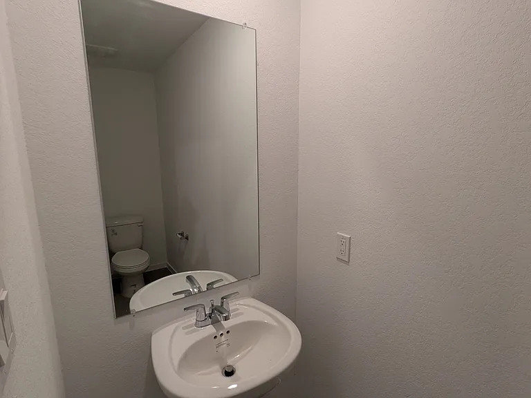 8603 Willow Xing — Photo 6