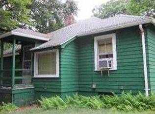 74 Langevin St, Chicopee, MA 01020