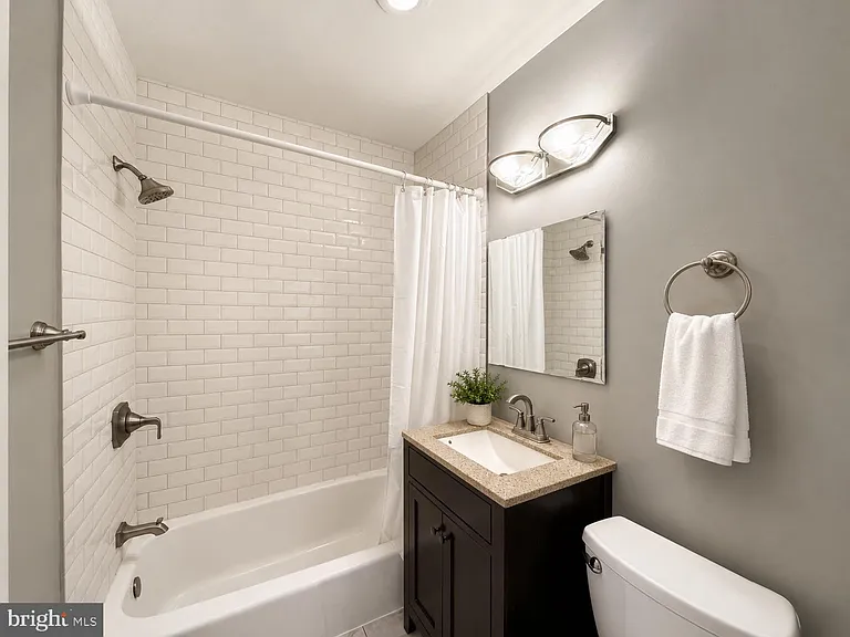 3830 Lyndhurst Dr #303 — Photo 12