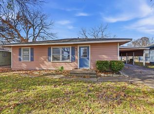 406 N College St, Howe, TX 75459