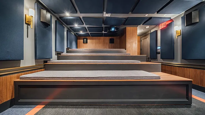 Rented by Nooklyn NYC LLC | media 103