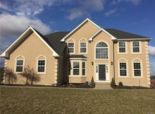 27 Hill View Dr, Florida, NY 10921