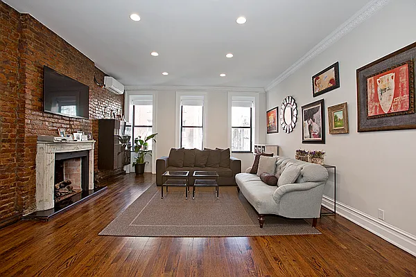 Rented by R New York | media 6
