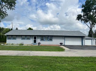 2779A River Rd, Kankakee, IL 60901