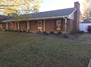 295 E Meade St, Pearl, MS 39208