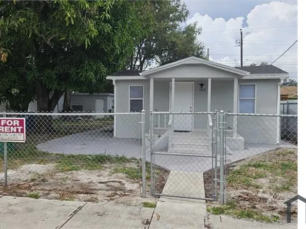 1915 NW 82nd St, Miami, FL 33147