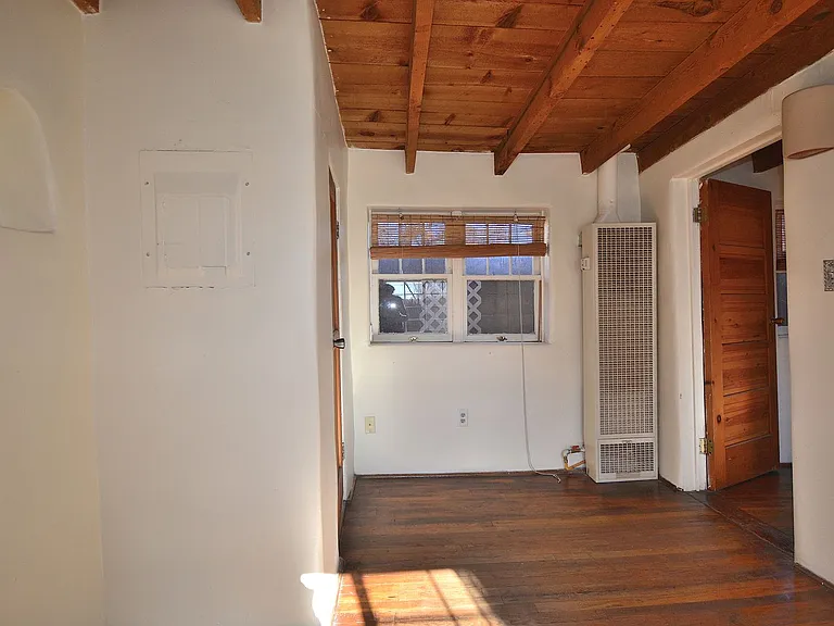 142 Duran St #2 — Photo 8