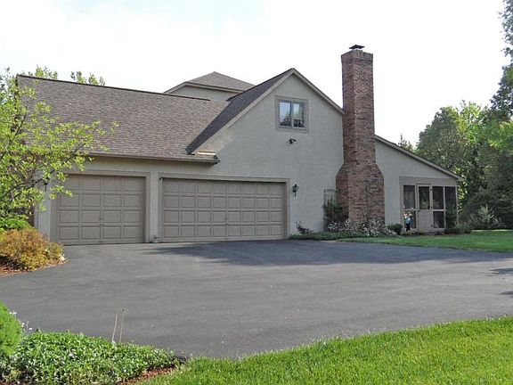 2nd image of 6041 Sugar Maple Dr