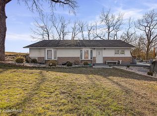 29658 Leonard Rd, Centertown, MO 65023