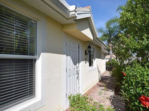 Paver Walk to Door on the Side