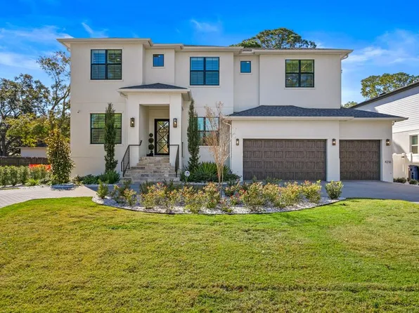 4216 W KENSINGTON AVENUE, TAMPA, FL 33629