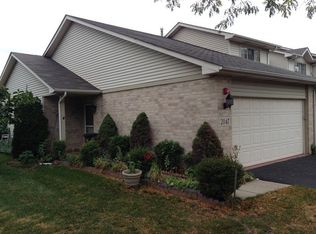 2047 Yellow Daisy Ct, Naperville, IL 60563