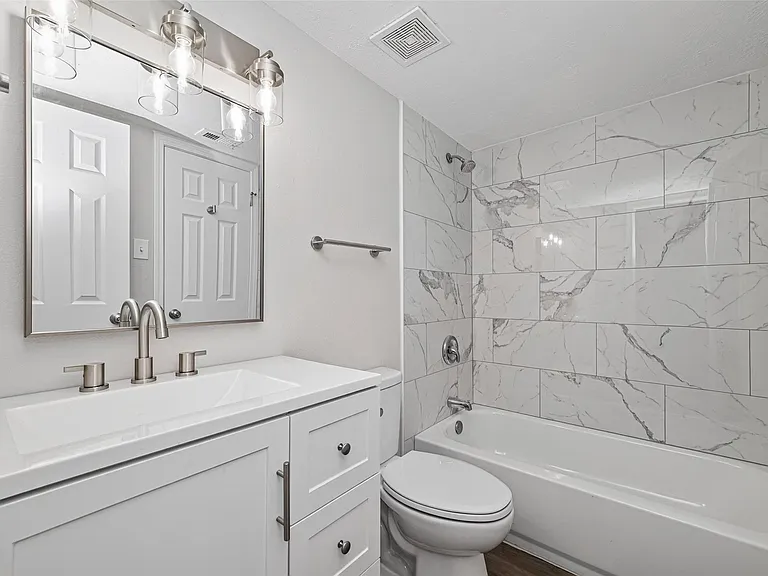 12227 W Village Dr #C — Photo 15