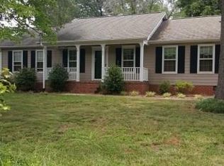258 Old Farrs Bridge Rd, Greenville, SC 29611