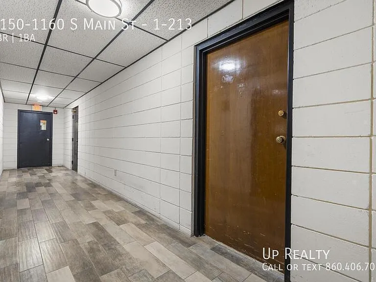 1150-1160 S Main St #1-213 — Photo 7