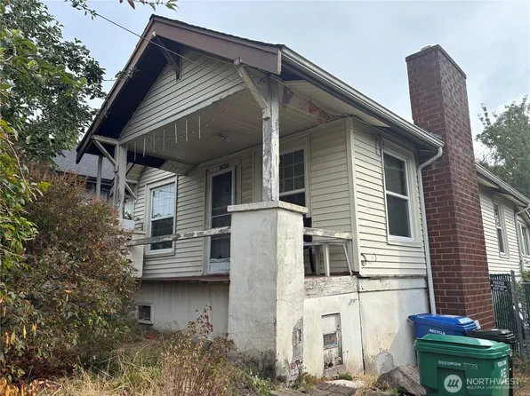 5238 45th Avenue S, Seattle, WA 98118