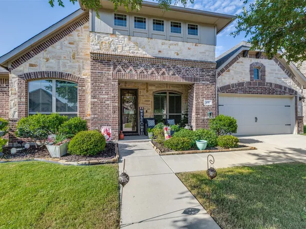 418 Valley Brook Ct, Waxahachie, TX 75165
