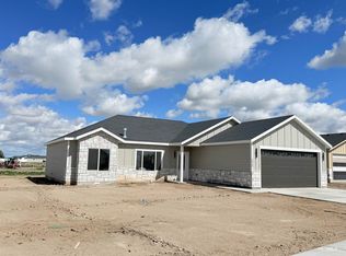 1412 Cardon Ct, Rupert, ID 83350