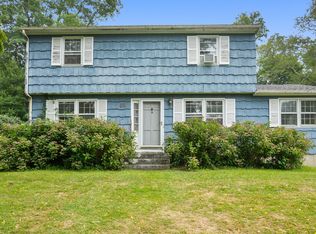 89 Birch Hill Rd, Newtown, CT 06470