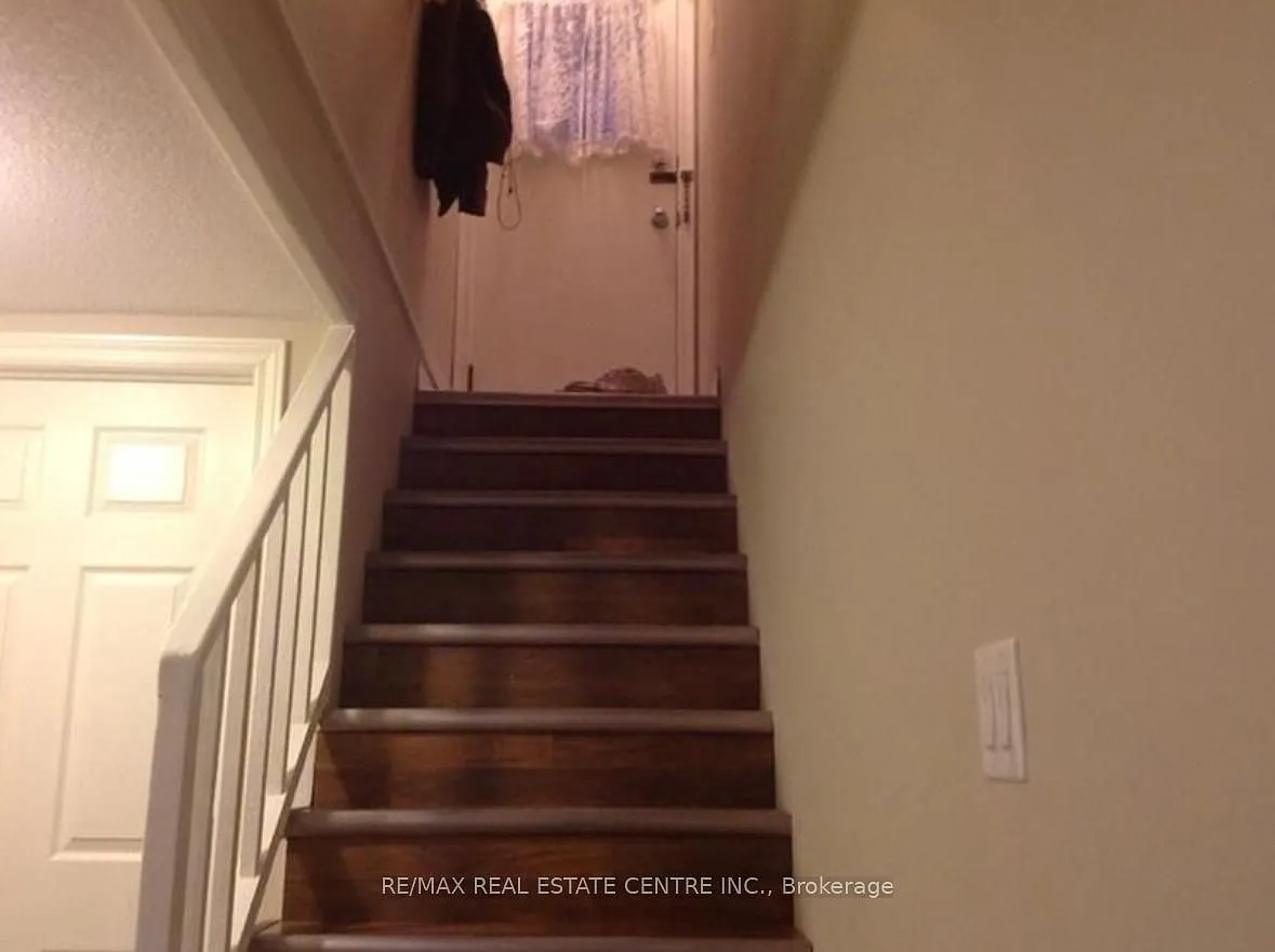 3 bed, $2,800 — Photo 3