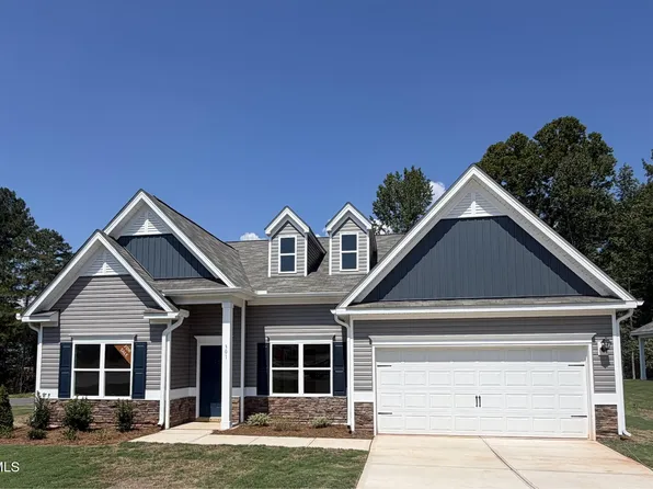 301 Allegheny Dr, Sanford, NC 27330